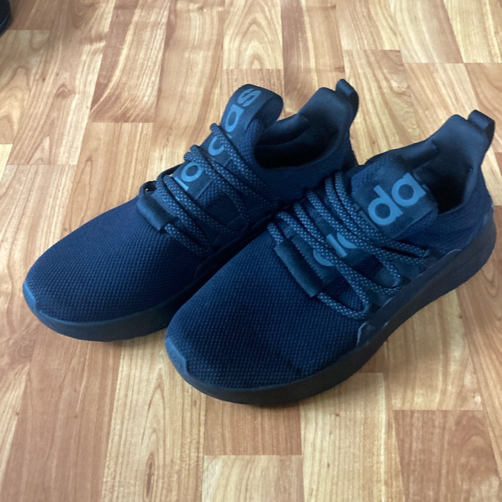 Adidas men’s size 8 slip on